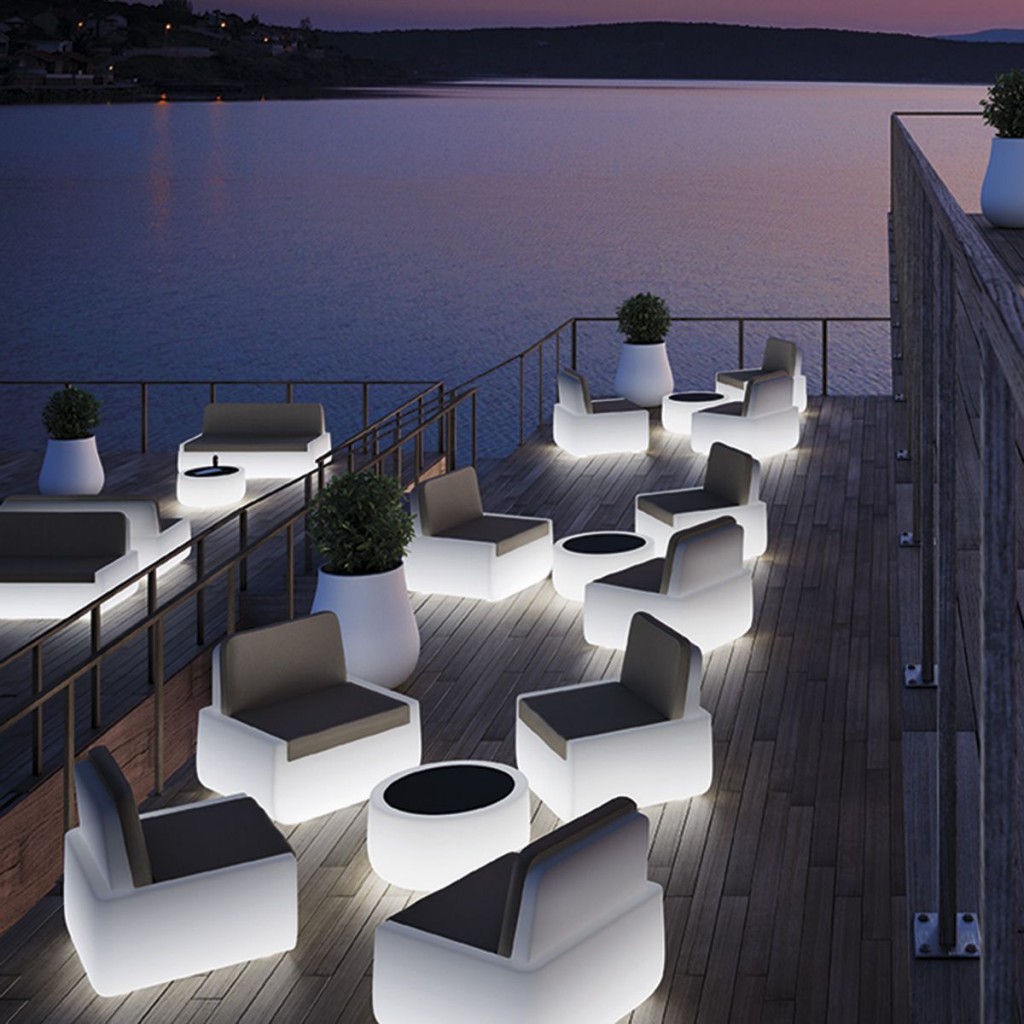 Canapea iluminata din polietilena Bold Sofa Light - Nuovo Design